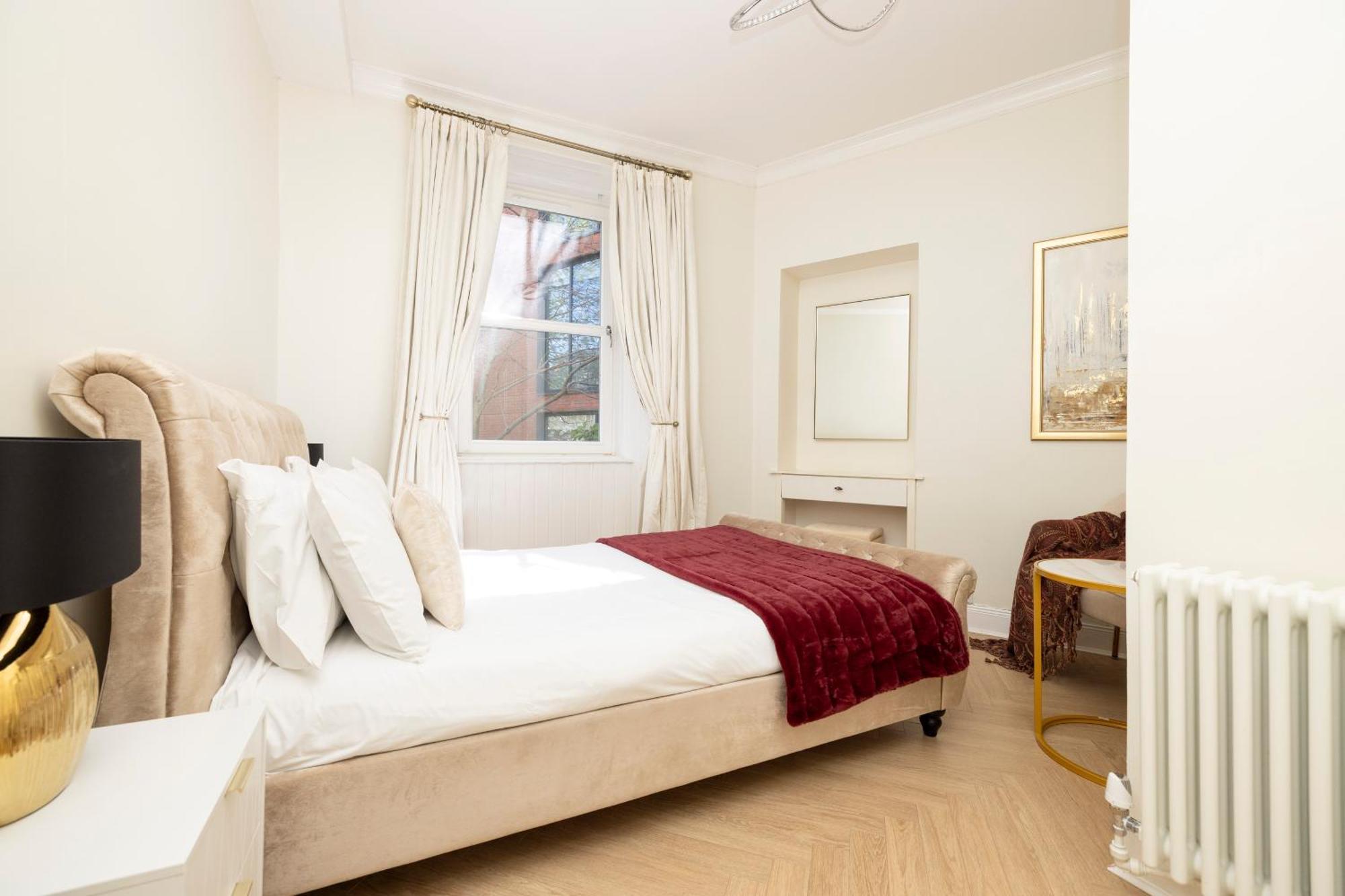 Joivy Modern Flat In City Centre - For Up To 3 Guests Apartment เอดินบะระ ภายนอก รูปภาพ