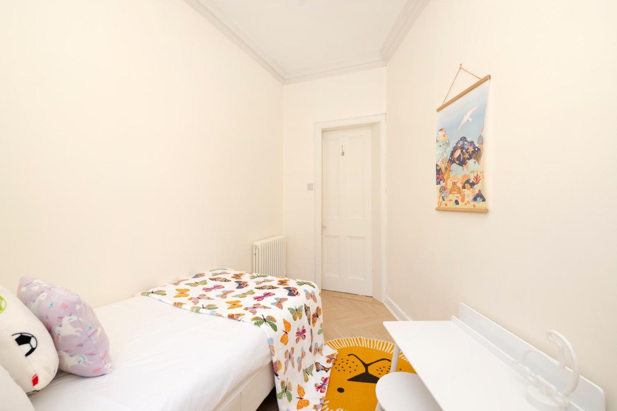 Joivy Modern Flat In City Centre - For Up To 3 Guests Apartment เอดินบะระ ภายนอก รูปภาพ